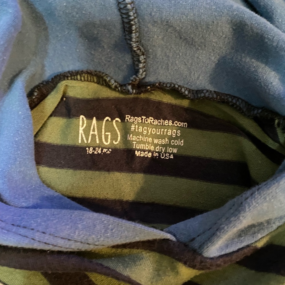 Rags to Raches Romper - Picture 3 of 4